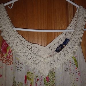 Tank top, super cute